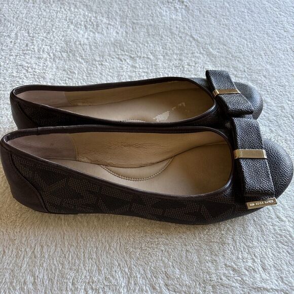 Michael Kors Kiera Leather Signature Bow MK Logo Brown / GOLD Ballet Flats 7.5 - Picture 1 of 11